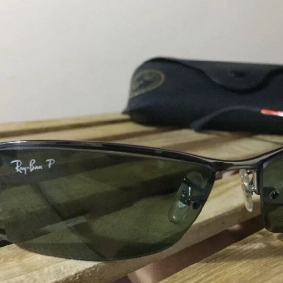 BRAND NEW Ray-Ban RB3183 Gunmetal Sunglasses with Green Polarized Gradient Lens - Picture 1 of 4
